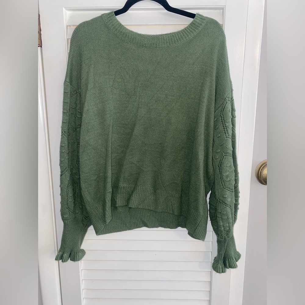 Lightweight sweater